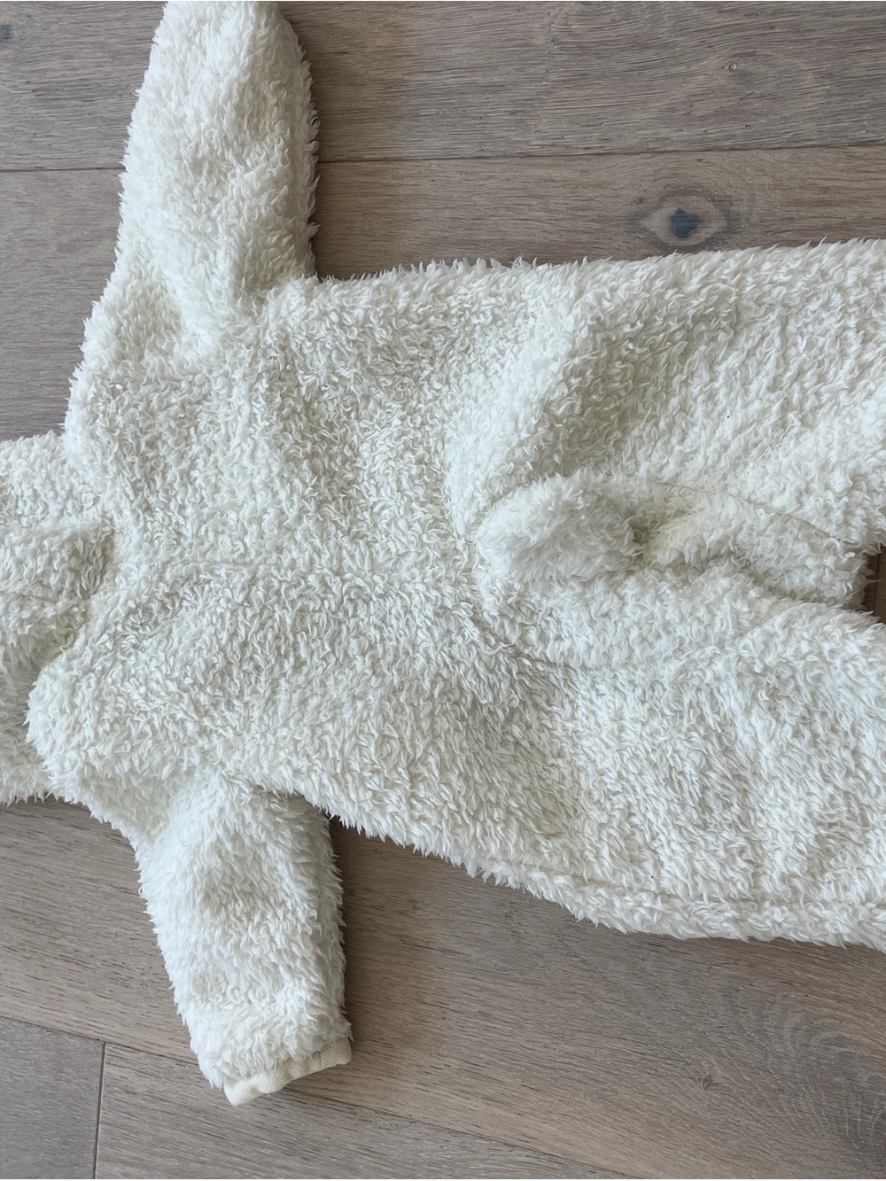 Patagonia Birch White Baby Furry Friends Fleece Bunting - Picture 8 of 8